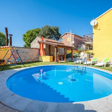 Vikendica House 585 *